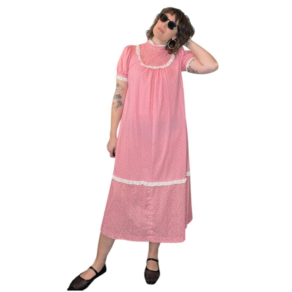 Vintage 70s Sweethearts Hawaii Cottagecore Dress Red Pink Mixed Print Medium